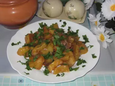 Картофель с грибами в горшочке в остром соусе рецепт с фото