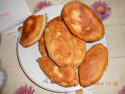 Пирожки с картофелем и курицей рецепт с фото