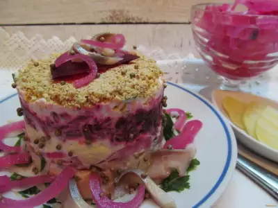 Салат с сельдью и арахисом рецепт с фото