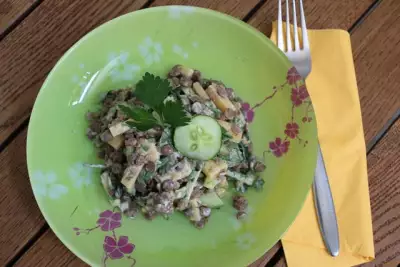Чечевичный салат с огурцом рецепт с фото