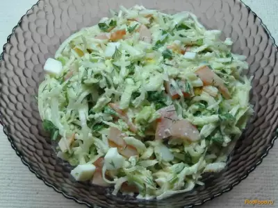 Витаминный салат с яйцом рецепт с фото