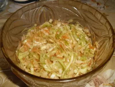 Легкий капустный салат с морковкой рецепт с фото