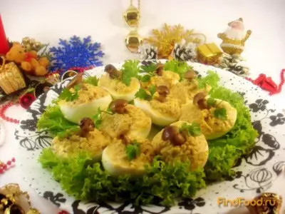 Яйца фаршированные грибами и луком рецепт с фото