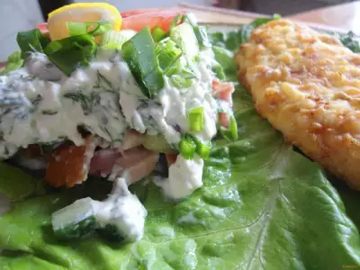 Салат с творогом и копченой курицей рецепт с фото