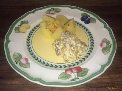 Куриные сердечки с картофелем в сметанном соусе рецепт с фото