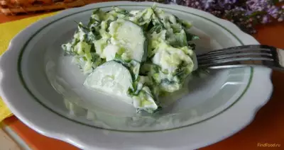 Зелёный салат из листьев одуванчика рецепт с фото