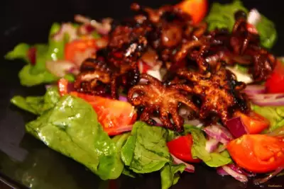 Салат с осьминогами рецепт с фото