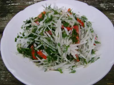 Салат с дайконом и помидорами рецепт с фото