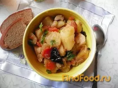Картошка с грибами и черносливом рецепт с фото