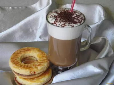Кофе с молочной пенкой и тёртым шоколадом рецепт с фото