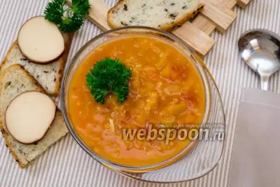 Тыквенный томатный суп с чечевицей