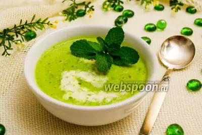 Суп крем из зелёного горошка с мятой