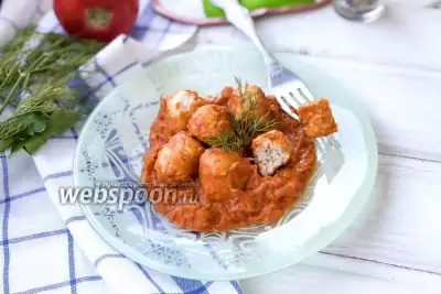 Фрикадельки в томатно-сметанном соусе