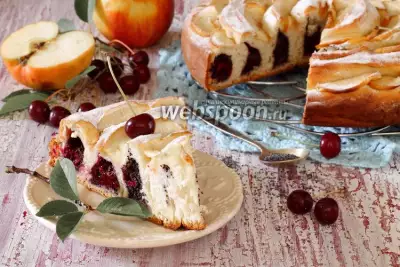 Сдобный пирог с вишнями и маком