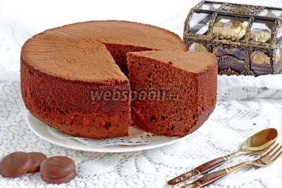 Шоколадный бисквит со сгущёнкой и шоколадной пастой
