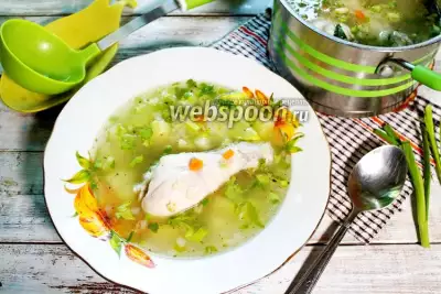 Куриный суп с кабачками и булгуром