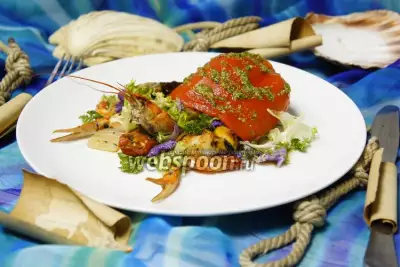 Тёплый салат с морепродуктами морской отшельник