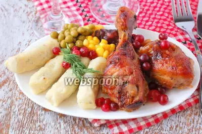 Куриные голени в клюквенно-медовом соусе