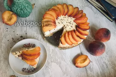Чизкейк с персиками