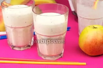Молочный коктейль фруктовый