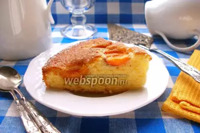 Сахарный абрикосовый пирог