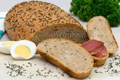Цельнозерновой хлеб со льном и кунжутом