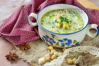Суп сырный с сёмгой и шпинатом в мультиварке