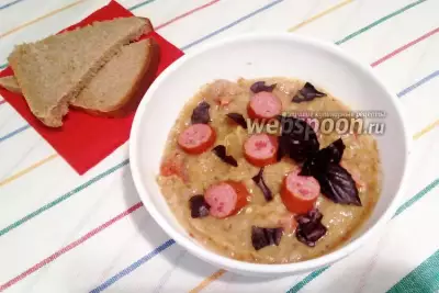 Кабачково-гречневый суп-пюре с охотничьими колбасками