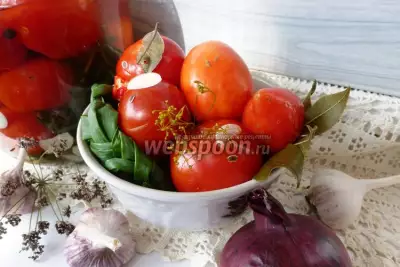 Малосольные помидоры «По-деревенски»