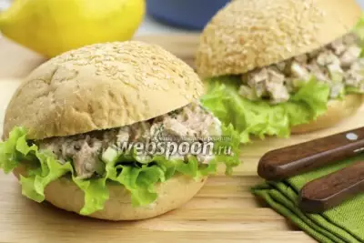 Бутерброды с тунцом и сельдереем