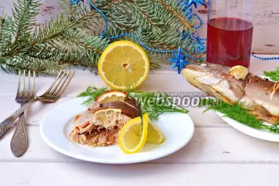 Запечённая форель с горчицей и лимоном