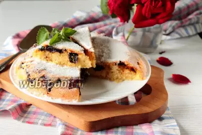 Кекс-пирог с карамелизованным черносливом