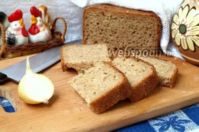 Ржаной хлеб с луком в хлебопечке