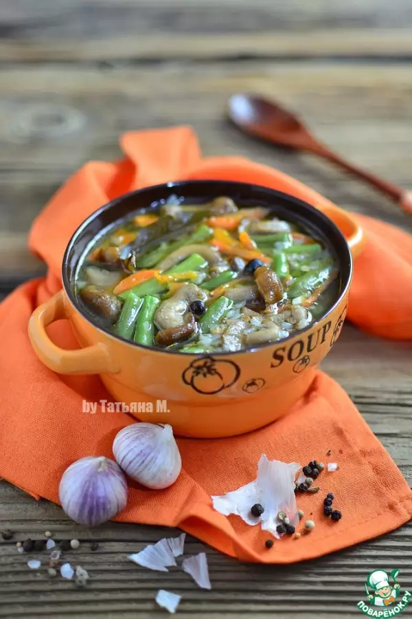 гречневый суп с фасолью и опятами