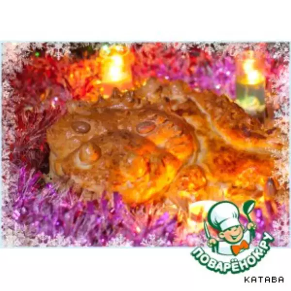 новогодний пирог дракон с двумя видами мяса и грибами