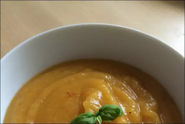 крем суп из кабачков с шафраном