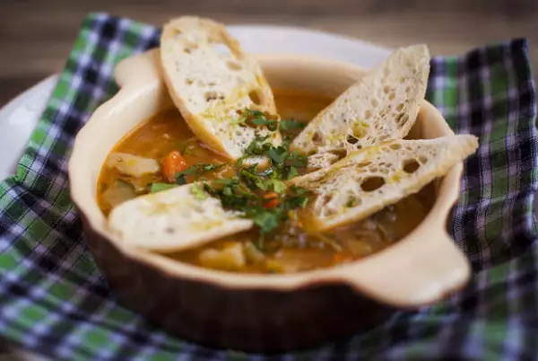 овощной суп с фасолью риболлита из ресторана christian