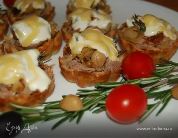 тарталетки с говядиной грибами луком и сыром для танечки tatyana