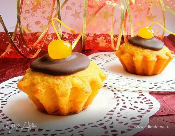 мандариново шафрановые кексы с шоколадной глазурью постные