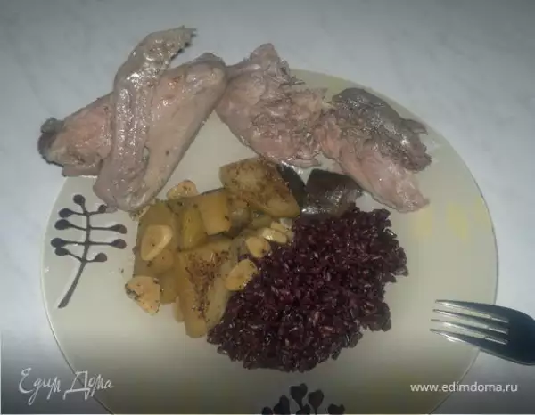 суповая утка черный рис и овощи