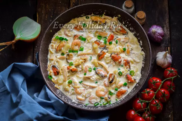 Морепродукты в сливочном соусе - пошаговый рецепт с фото