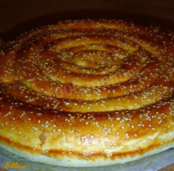 слоеный пирог со шпинатом твердым сыром и геркулесом