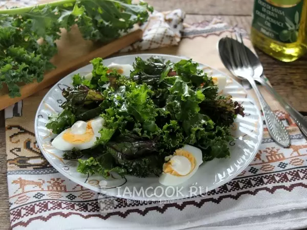 салат из капусты кале кейл кудрявой с яйцом
