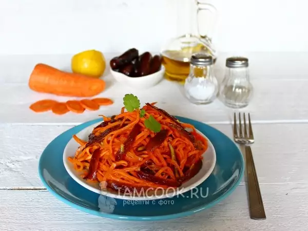 морковно финиковый салат с имбирной заправкой