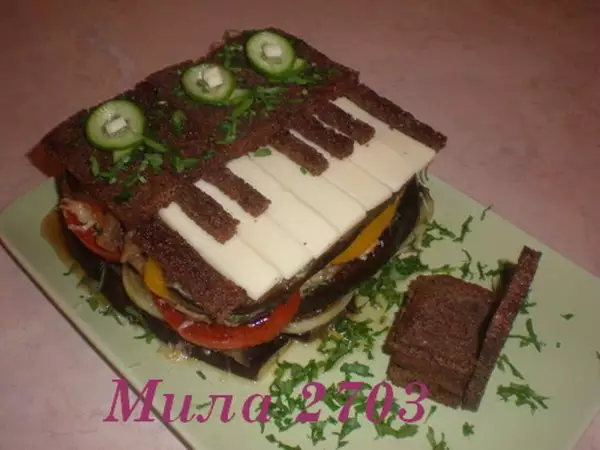 пианино салат из печеных овощей с сыром и гренками