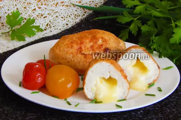 зразы куриные с сыром бри и яйцом